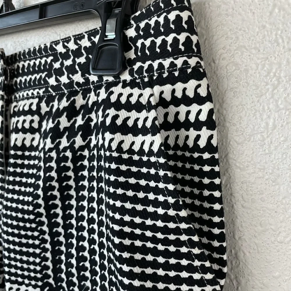 Etcetera Black and White Cropped Pants Size 2